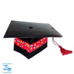 کلاه فارغ تحصیلی طرح ستاره طلایی (آویز دار مقوایی سایز ۲۴ در ۲۴)